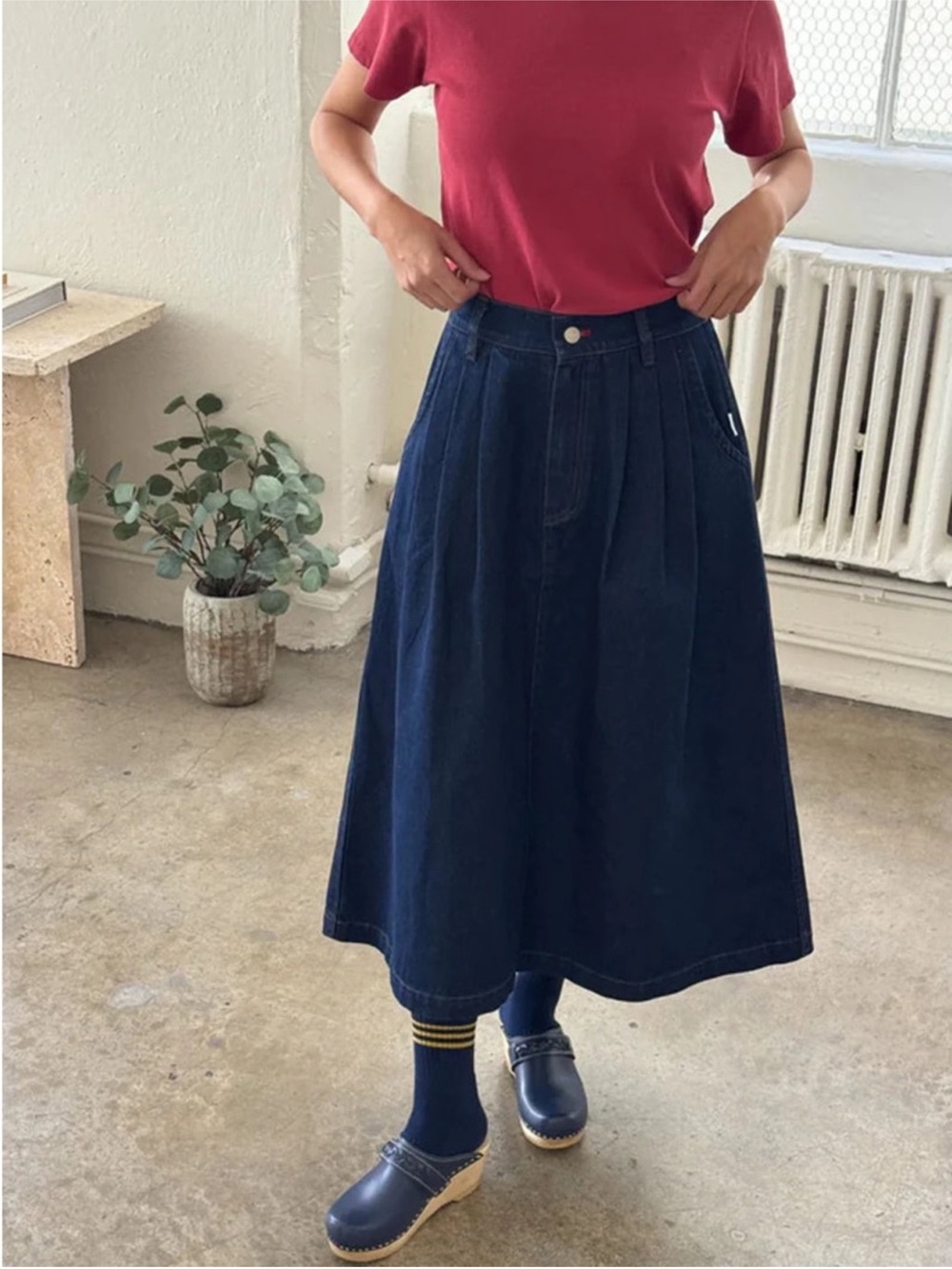Le Bon Shoppe Farm Girl Raw Denim Skirt Size Small